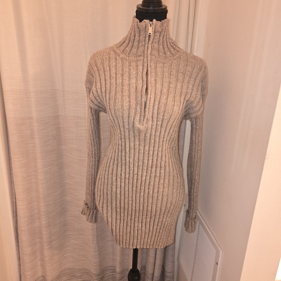 Cozy Ribbed Knit Sweater - Picture 2 of 7
